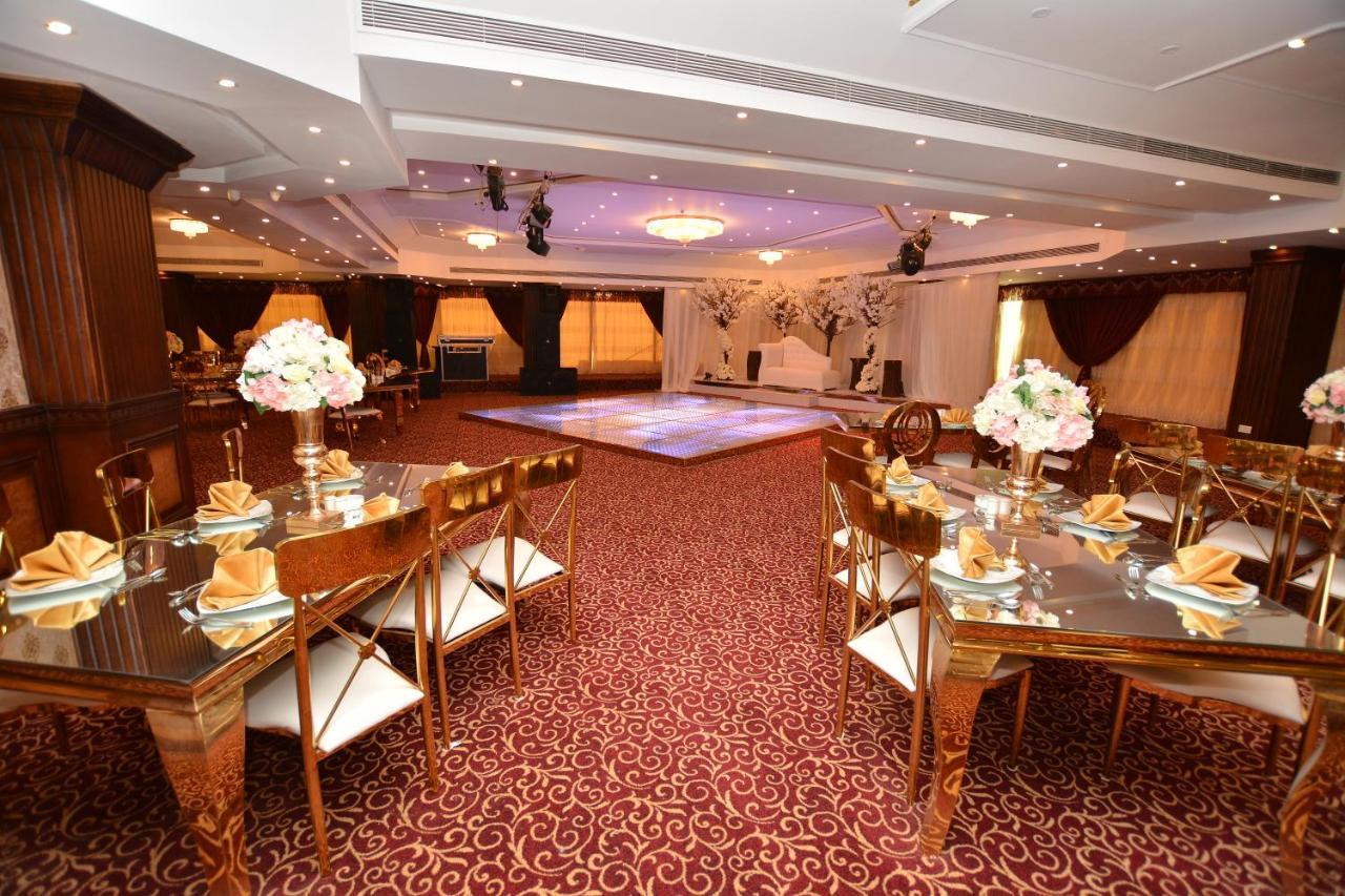 LOGISTIC Hotel Caïro Buitenkant foto